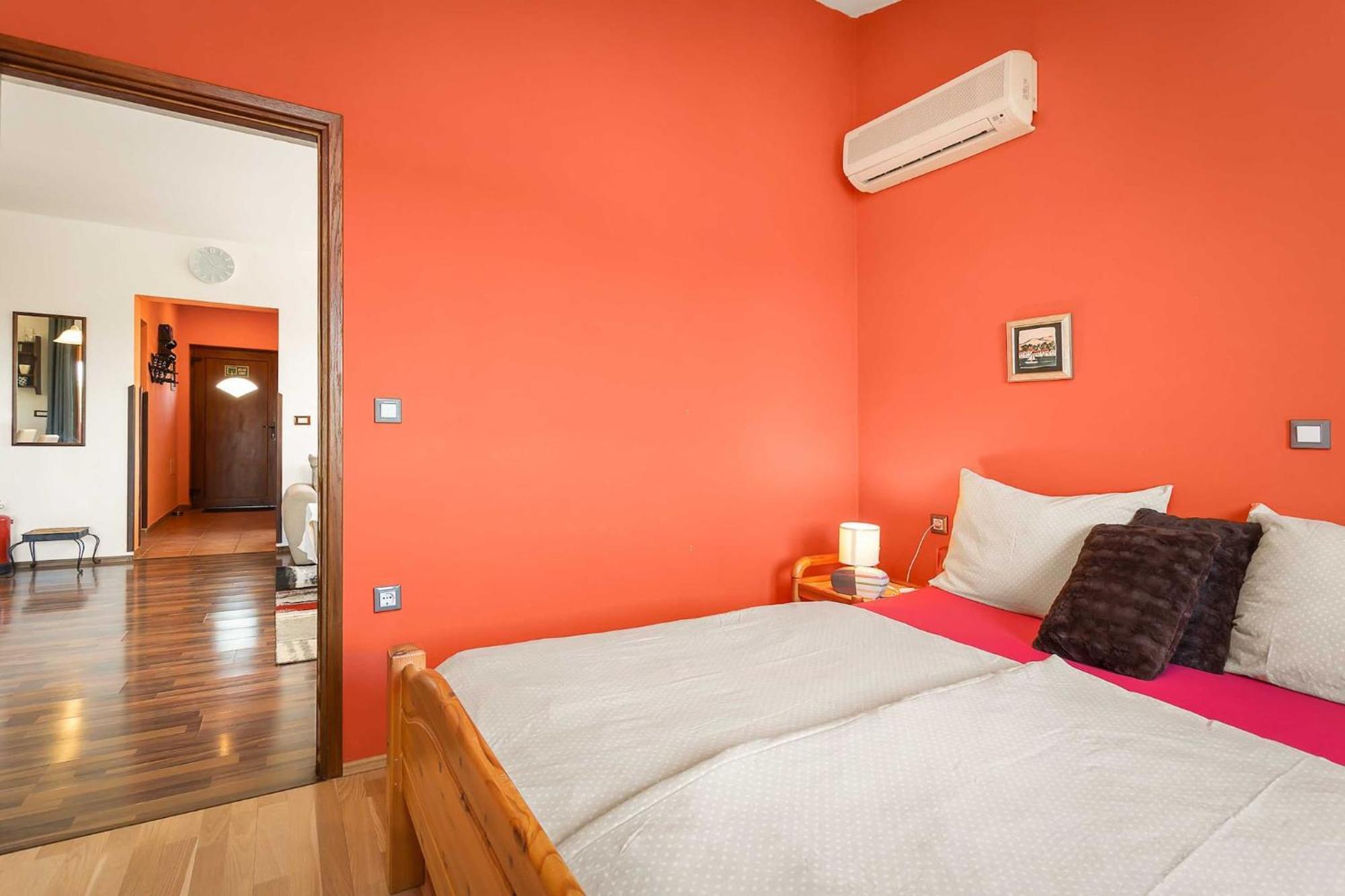 Holiday Home Pina Pula Luaran gambar