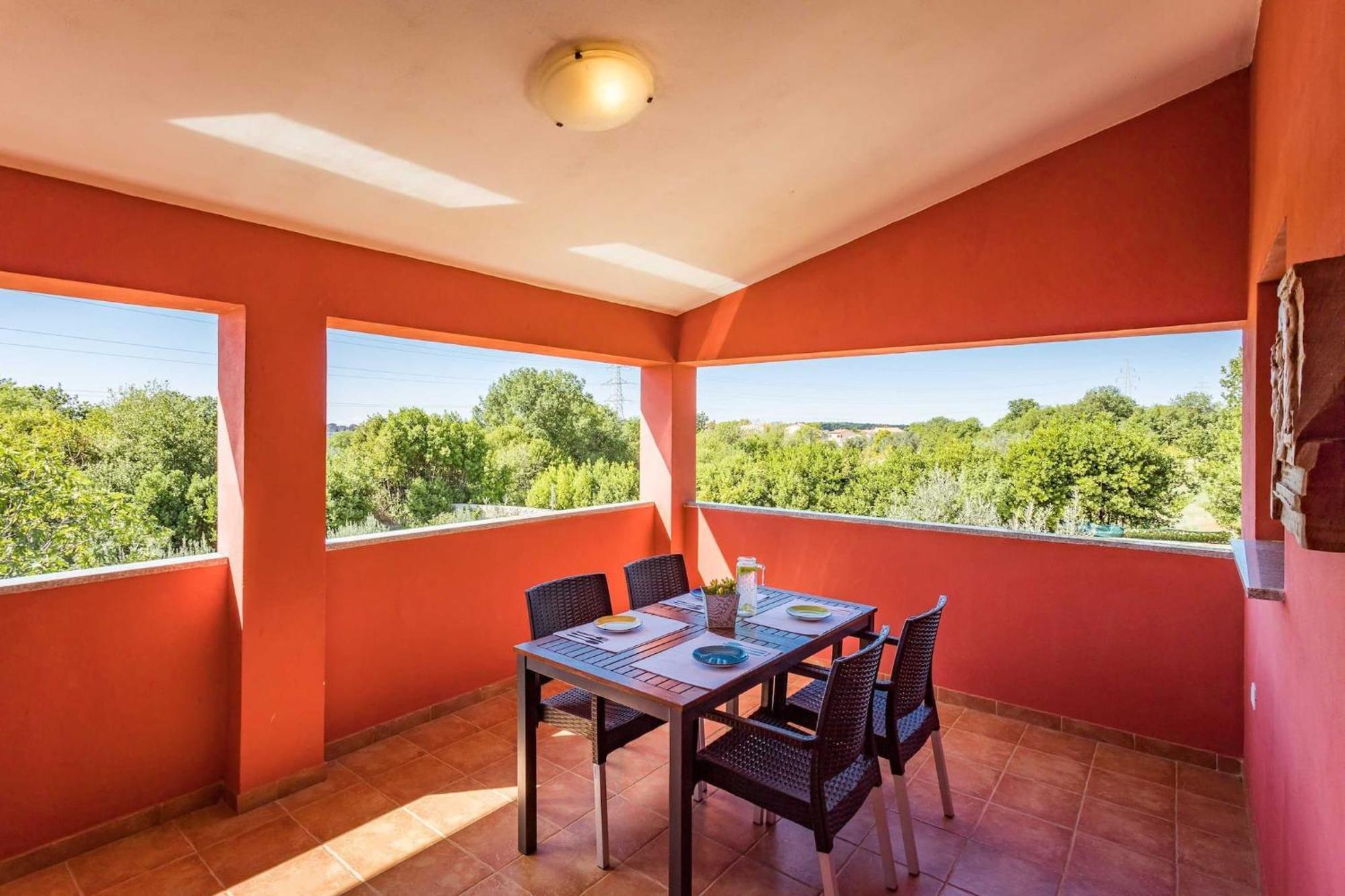 Holiday Home Pina Pula Luaran gambar