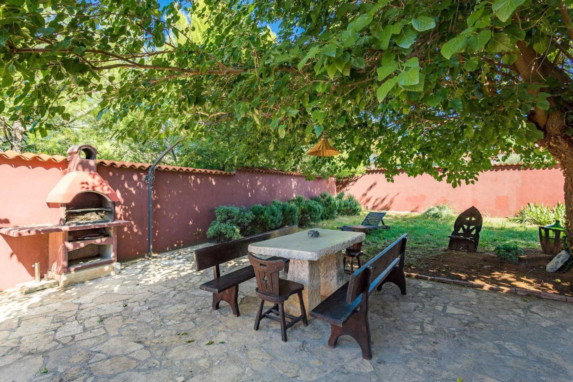 Holiday Home Pina Pula Luaran gambar